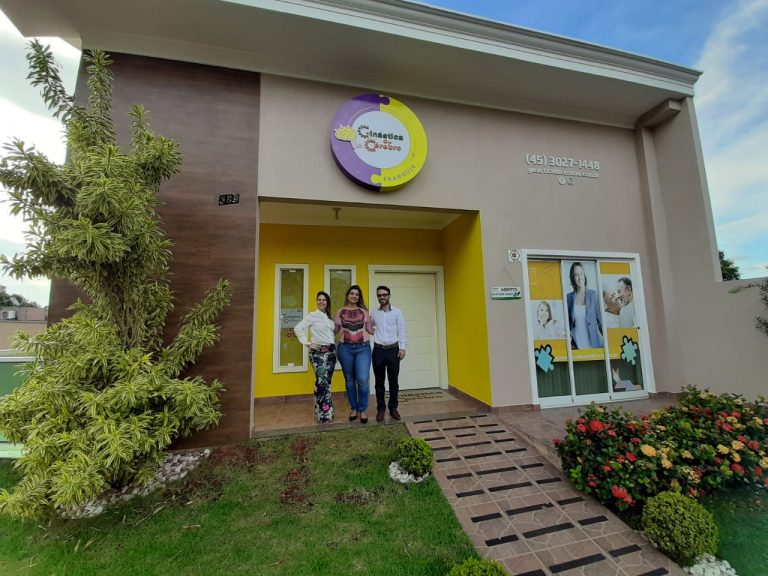 Equipe Ginástica do Cérebro da Unidade Peruíbe